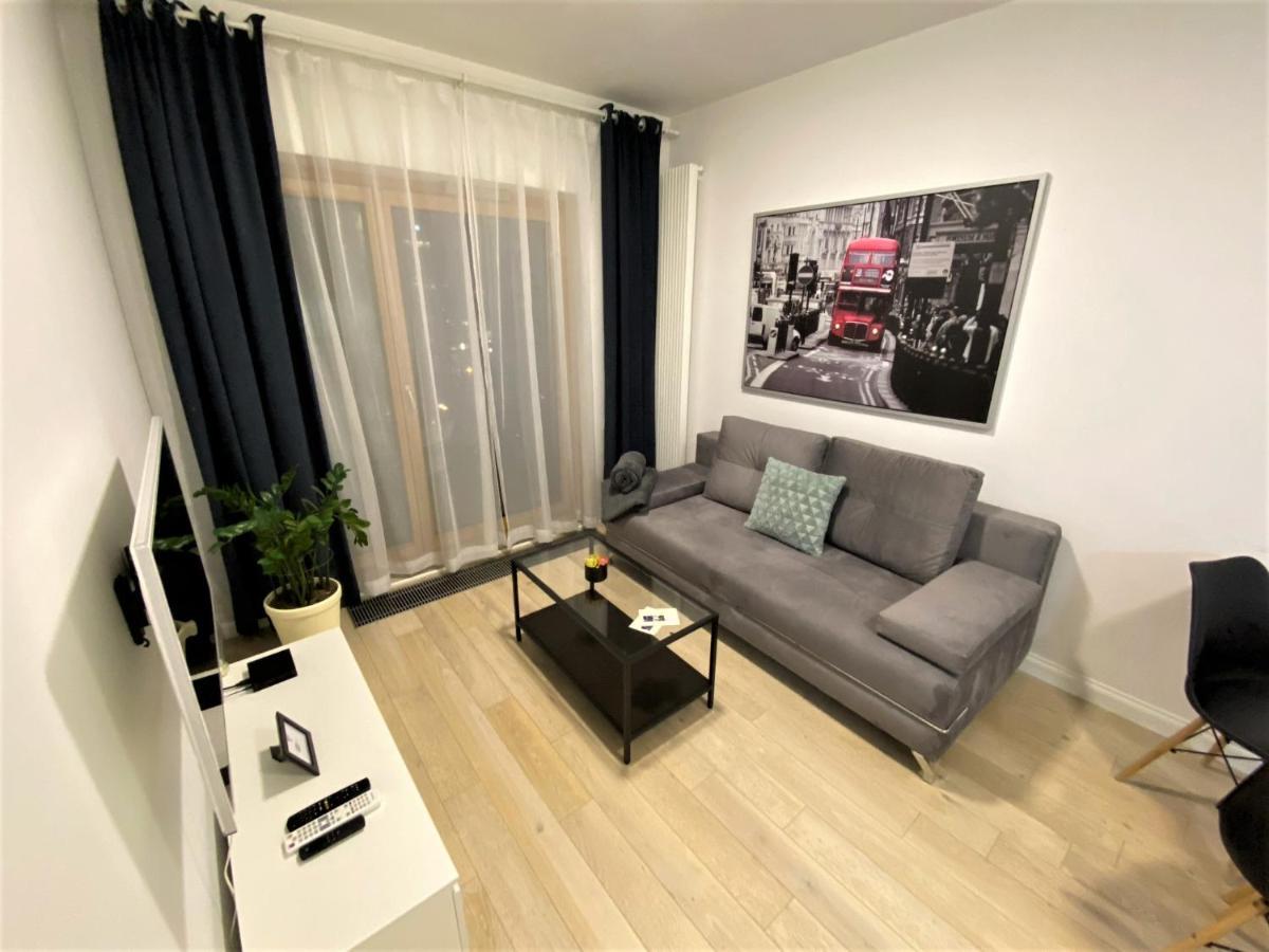 Exclusive 2Br! Apartment In Center +Netflix +Gym Warsaw Ngoại thất bức ảnh