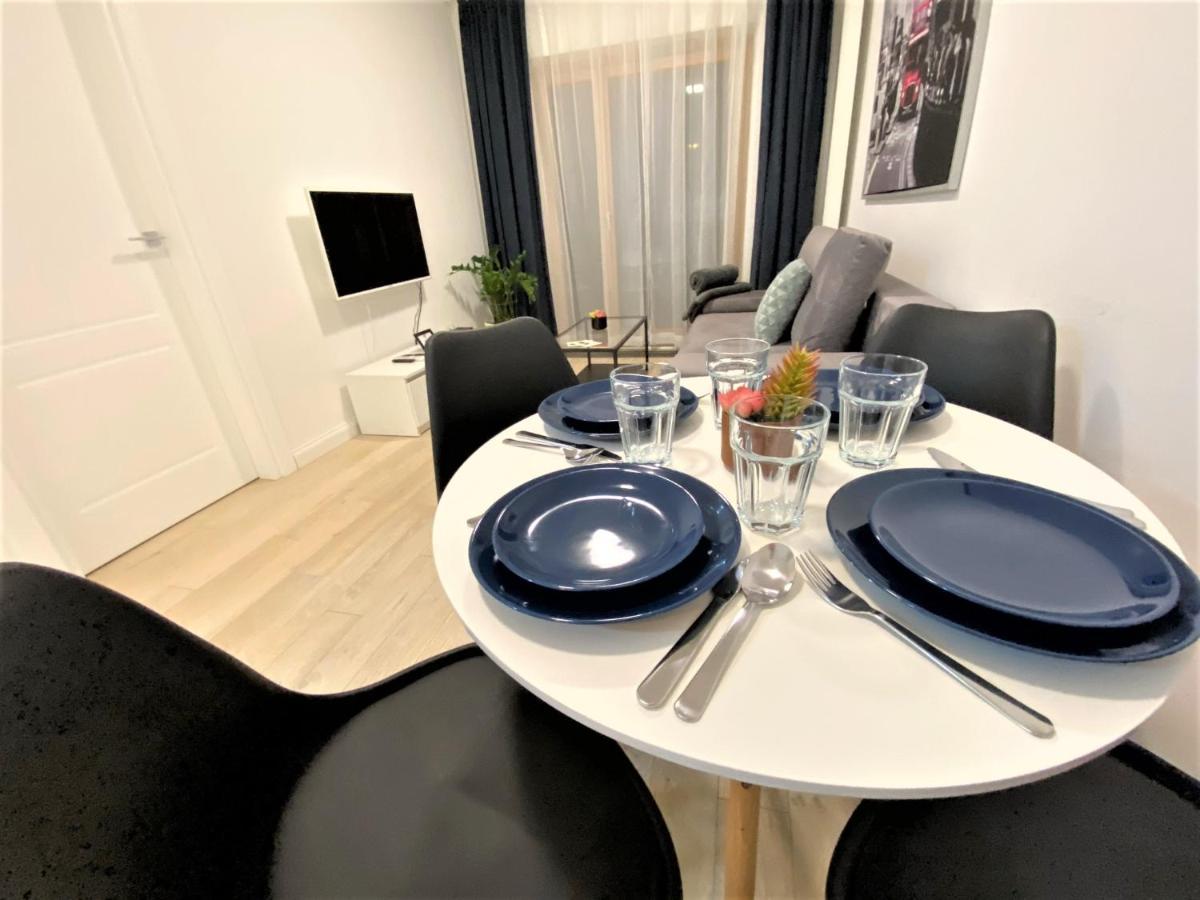 Exclusive 2Br! Apartment In Center +Netflix +Gym Warsaw Ngoại thất bức ảnh