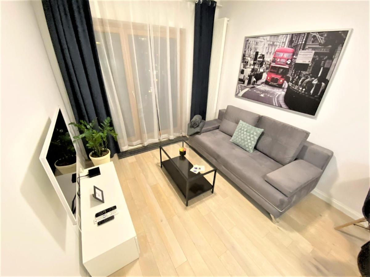 Exclusive 2Br! Apartment In Center +Netflix +Gym Warsaw Ngoại thất bức ảnh