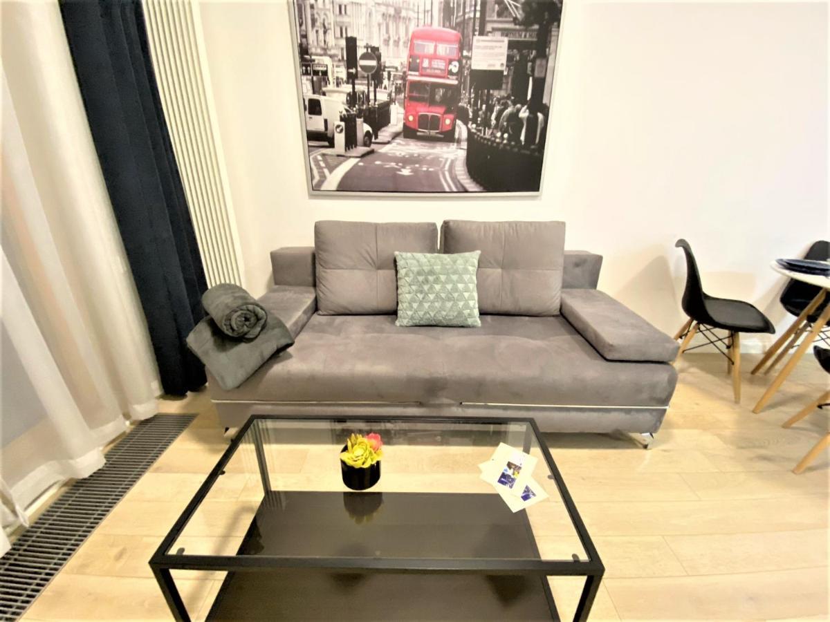 Exclusive 2Br! Apartment In Center +Netflix +Gym Warsaw Ngoại thất bức ảnh