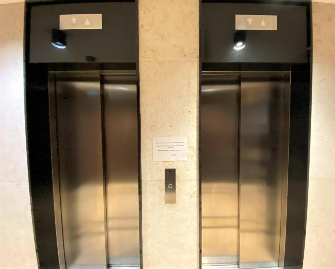 Exclusive 2Br! Apartment In Center +Netflix +Gym Warsaw Ngoại thất bức ảnh