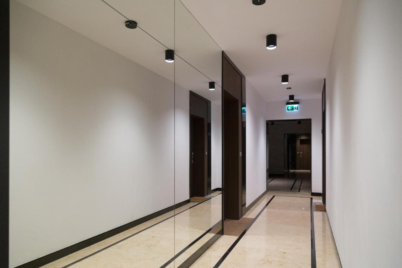 Exclusive 2Br! Apartment In Center +Netflix +Gym Warsaw Ngoại thất bức ảnh