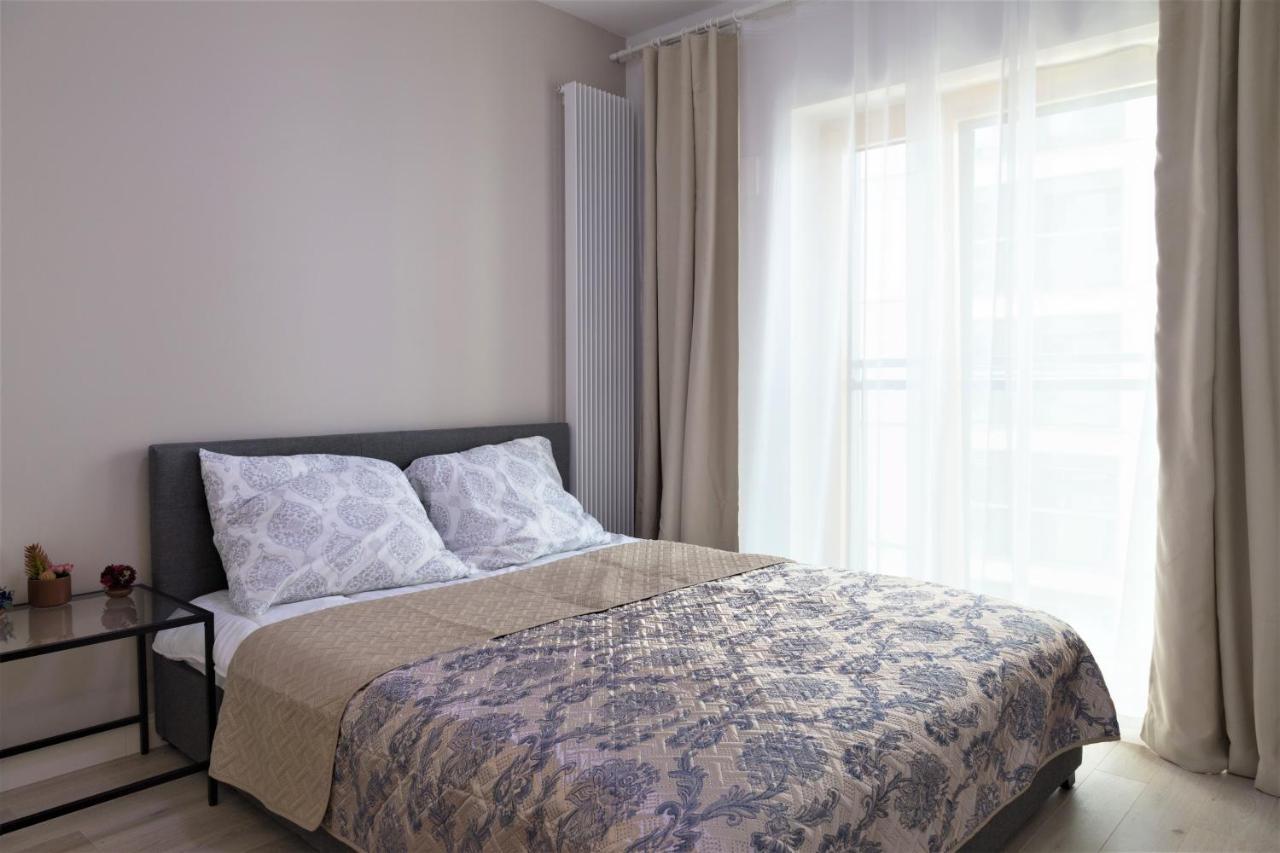 Exclusive 2Br! Apartment In Center +Netflix +Gym Warsaw Ngoại thất bức ảnh